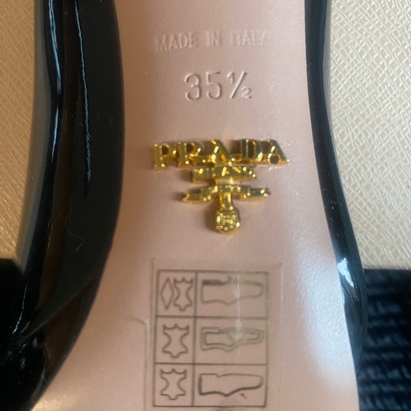 Prada Court Heels, patent leather heels, size 35 1/3, Made in Italy - Picture 3 of 7